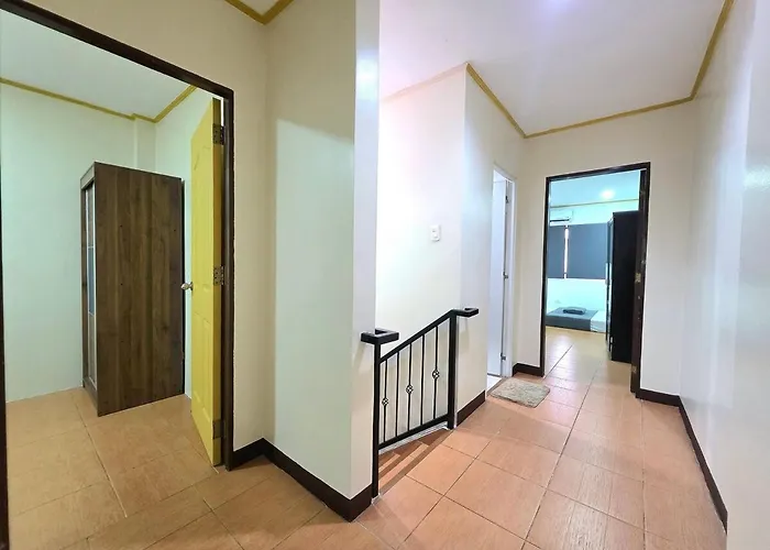Leilighet U64 La Guardia Townhouse 3 Bedroom Free Parking Near It Park *