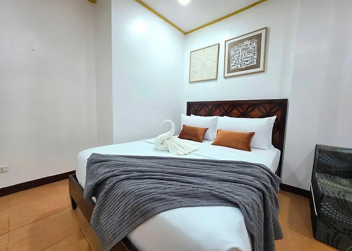 U64 La Guardia Townhouse 3 Bedroom Free Parking Near It Park