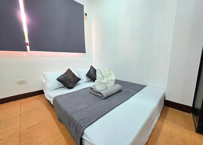 U64 La Guardia Townhouse 3 Bedroom Free Parking Near It Park * Cebu
